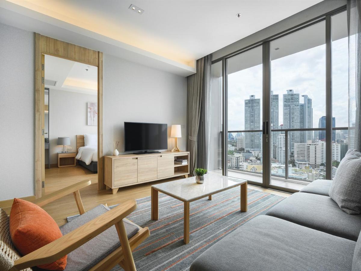 Oakwood Suites Bangkok Banguecoque Exterior foto